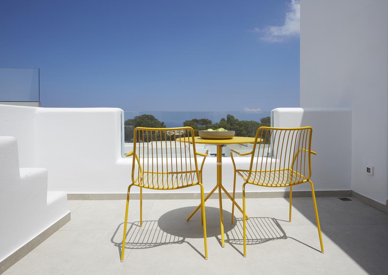 Altera Pars Suites Messaria  Luaran gambar